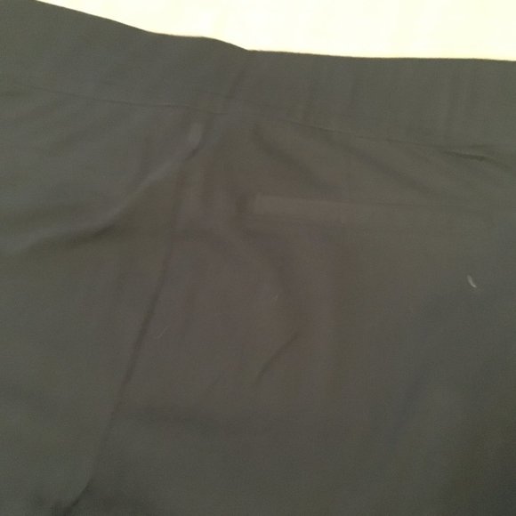 Old Navy Dark Blue Side Zip Crop Pants - Picture 10 of 10